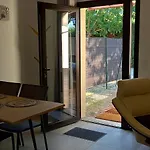 Neuf Equipe - 2 Chambres, Jardin Privatif, Clim & Parking Apartment *