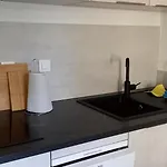 Apartment Neuf Equipe - 2 Chambres, Jardin Privatif, Clim & Parking