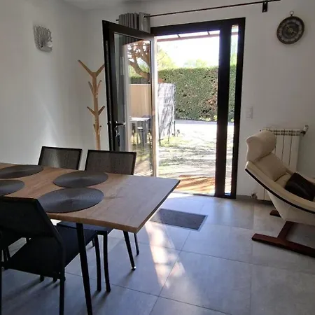 Neuf Equipe - 2 Chambres, Jardin Privatif, Clim & Parking Apartment *