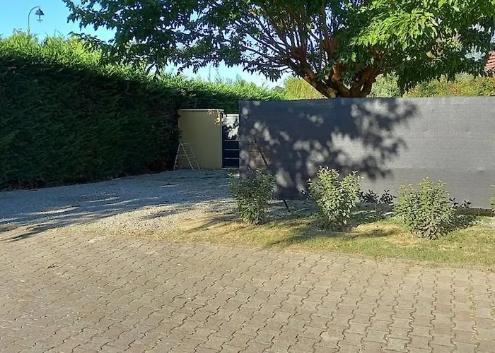 Apartment Maison Confort Avec Jardin Pour 4 Personnes Buzignargues