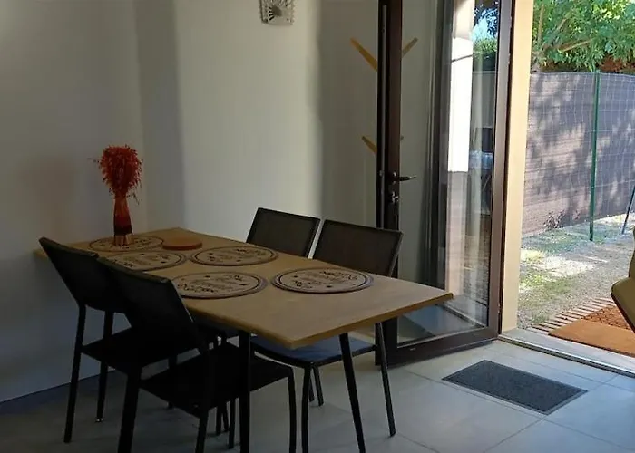Apartment Maison Confort Avec Jardin Pour 4 Personnes *