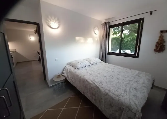 Maison Confort Avec Jardin Pour 4 Personnes *